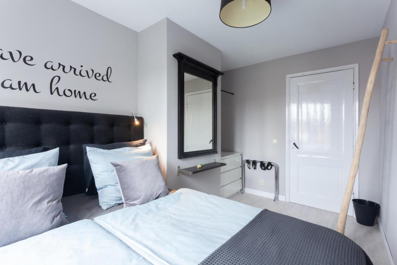 Bed And Breakfast The Rose Haarlem Esterno foto