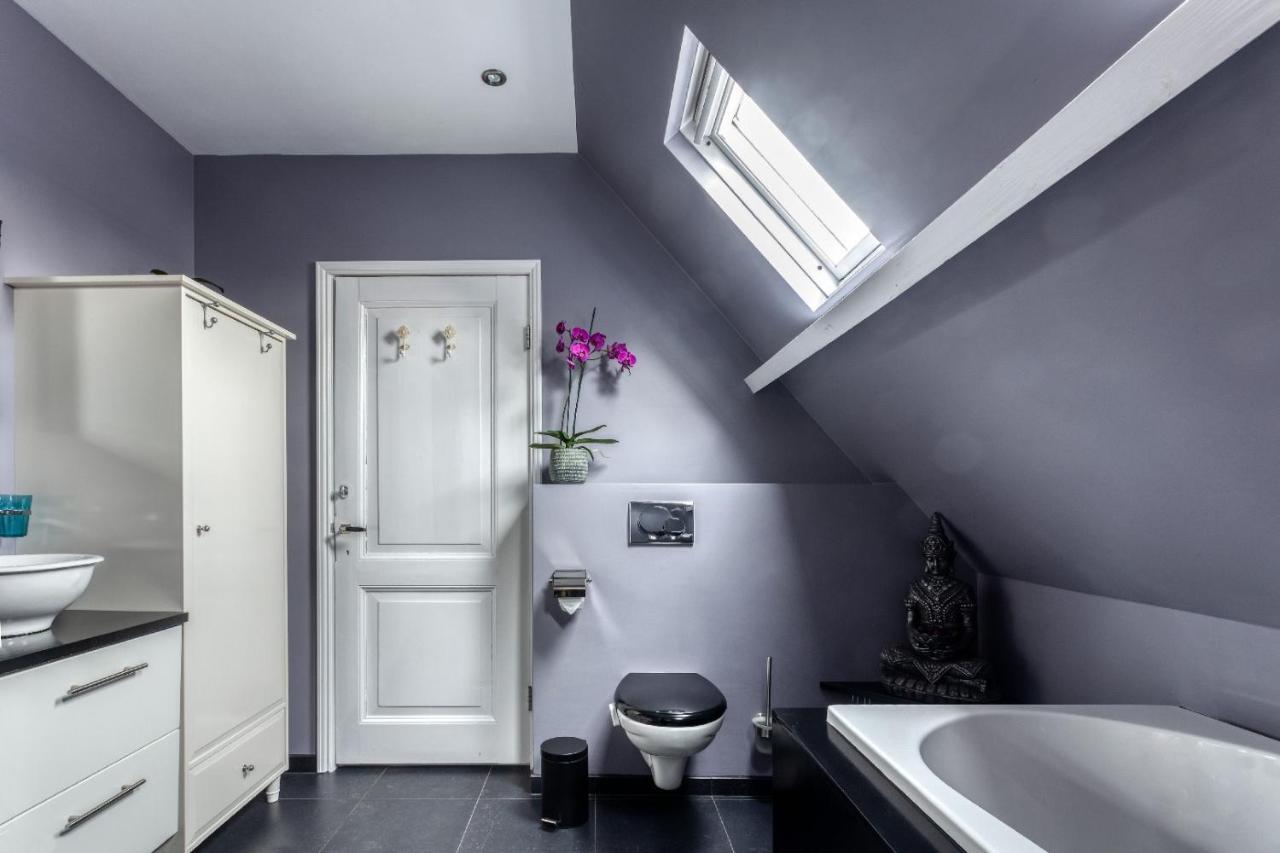 Bed And Breakfast The Rose Haarlem Esterno foto